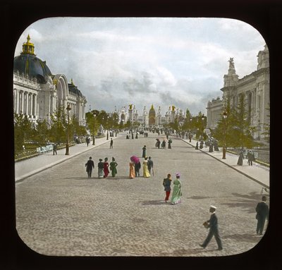 Paris Exposition: Avenue Nicholas II, 1900 by French Photographer